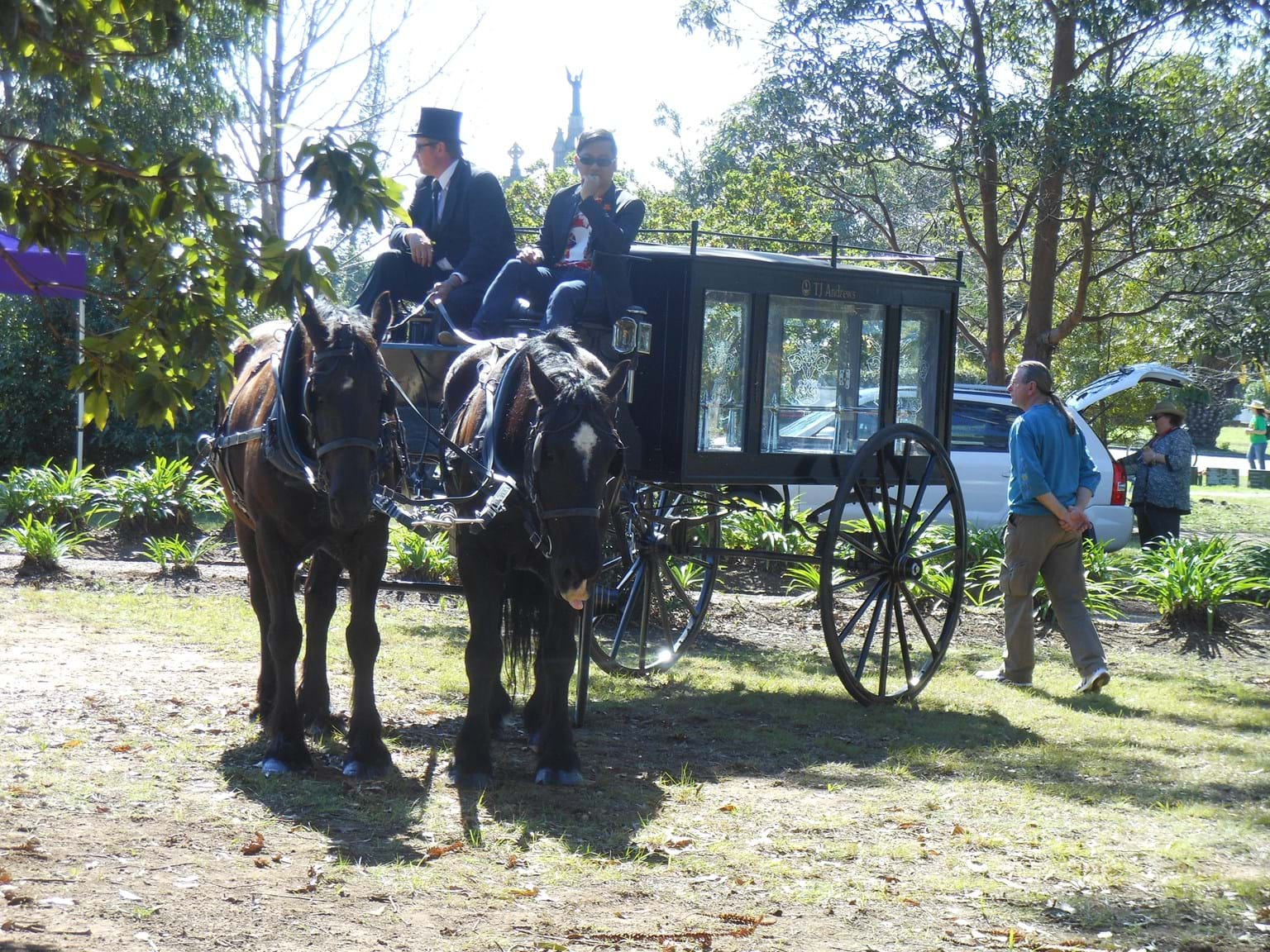 funeral-processions-where-s-the-respect